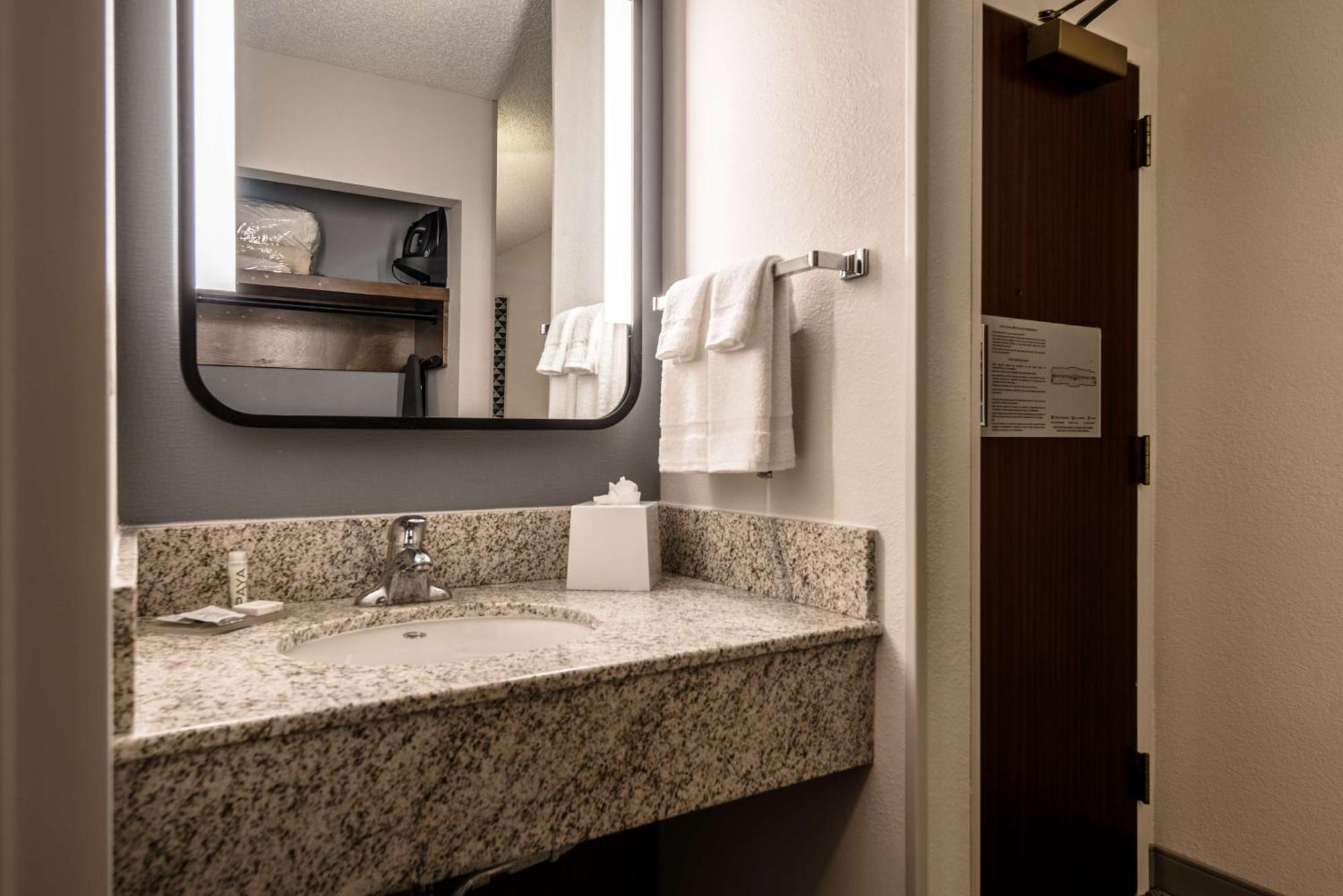 Sonesta Select Dallas Richardson Exterior photo